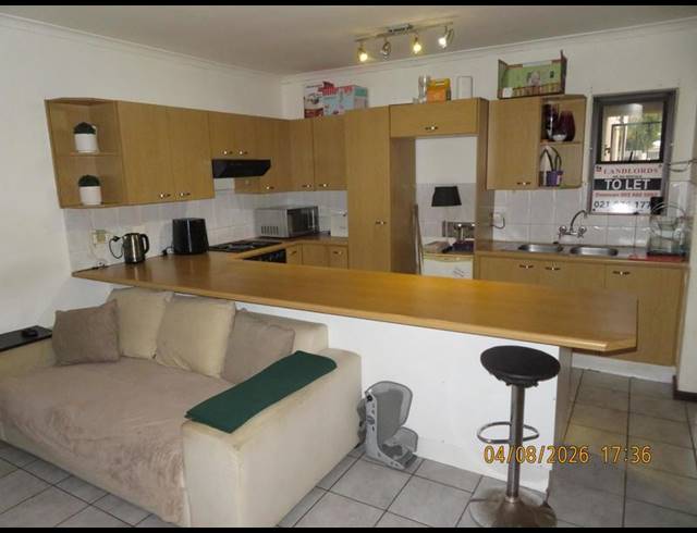 2 BEDROOM TOWNHOUSE FOR SALE IN SILVER OAKS